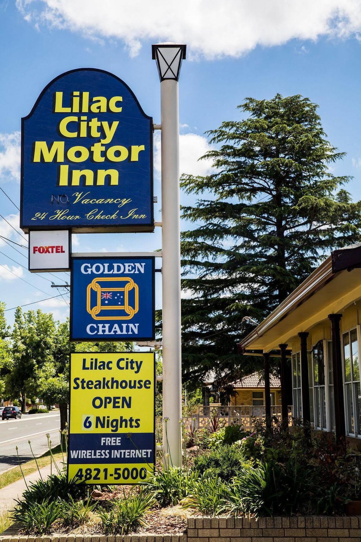 Lilac City Motor Inn & Steakhouse Goulburn Buitenkant foto